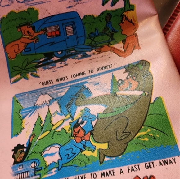 VINTAGE YOGI BEAR JELLYSTONE PARK WALLET PINK 🩷 - Picture 3 of 9